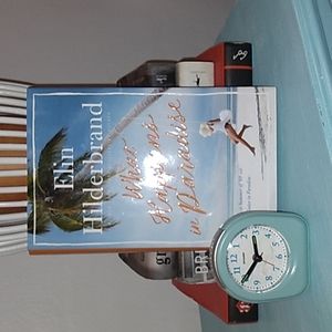 Elin Hilerbrand hard cover novel